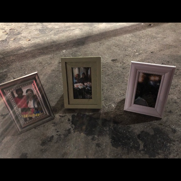 Picture frames and keychains - Picture 10 of 15